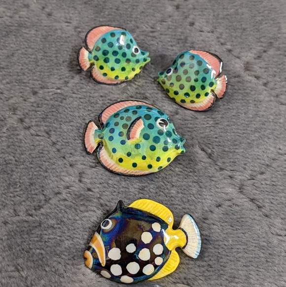 Vintage 80's Artisan Made Glazed Ceramic Fish Earrings And Brooches - Picture 3 of 10
